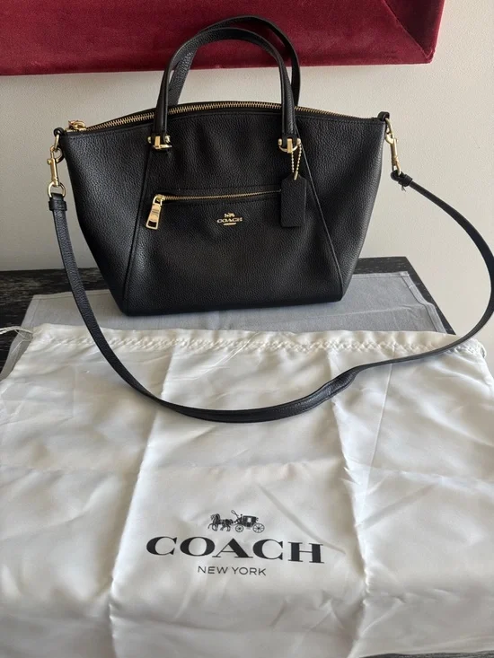 Coach purse with dust bag - Picture 8 of 15